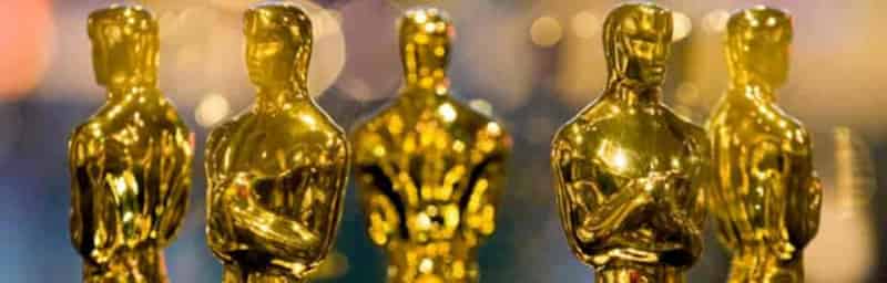 hoa hoc dang sau buc tuong vang oscar